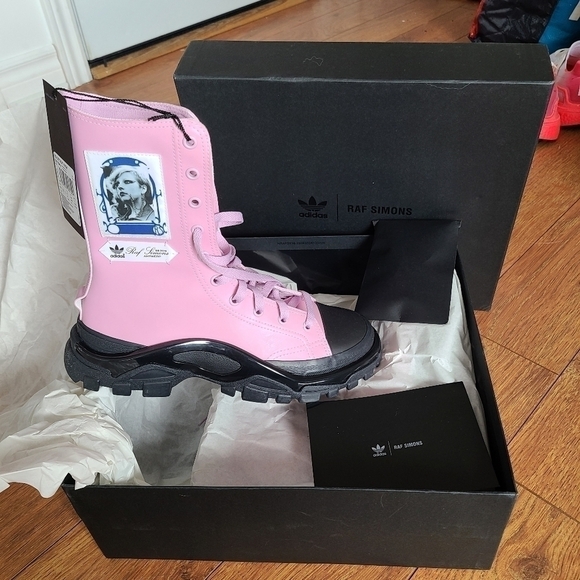 Host pick - Adidas x Raf Simons RS Detroit High Shoe - Picture 2 of 11